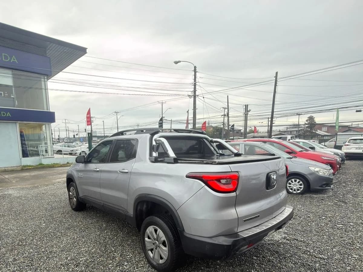 RAM 1000 BIGHORN 1.8 AUT. 2021 - Imagen 3