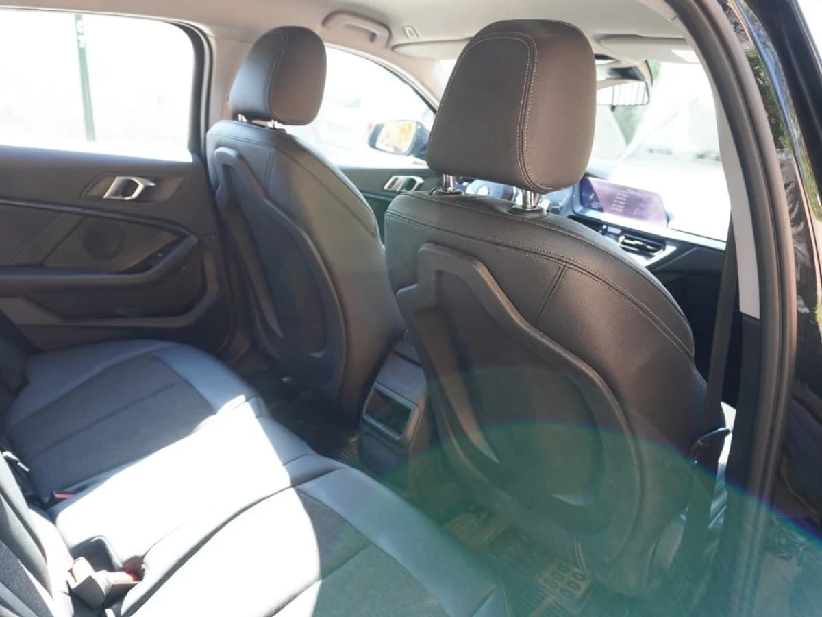 BMW 118 Dynamic 2.0 2021 EXCELENTE ESTADO - Imagen 25