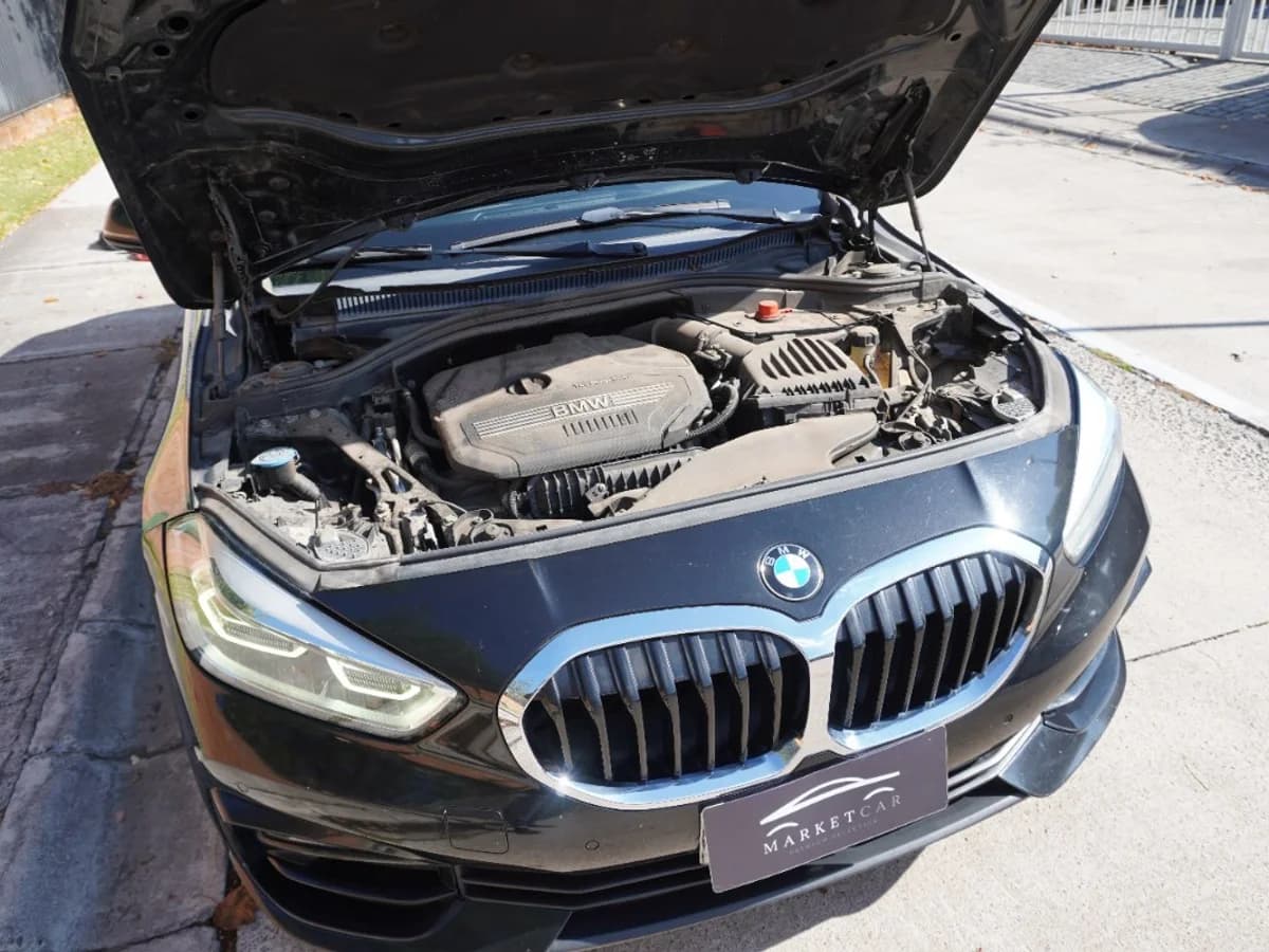 BMW 118 Dynamic 2.0 2021 EXCELENTE ESTADO - Imagen 27