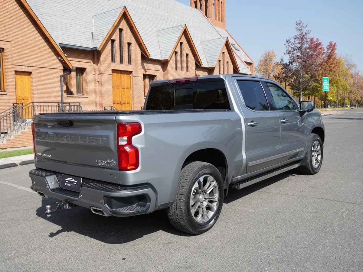 Chevrolet Silverado High Country 3.0 Año 2023 - Imagen 5