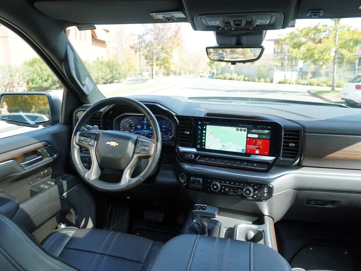 Chevrolet Silverado High Country 3.0 Año 2023 - Imagen 19