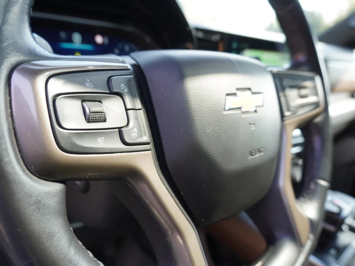 Chevrolet Silverado High Country 3.0 Año 2023 - Imagen 28