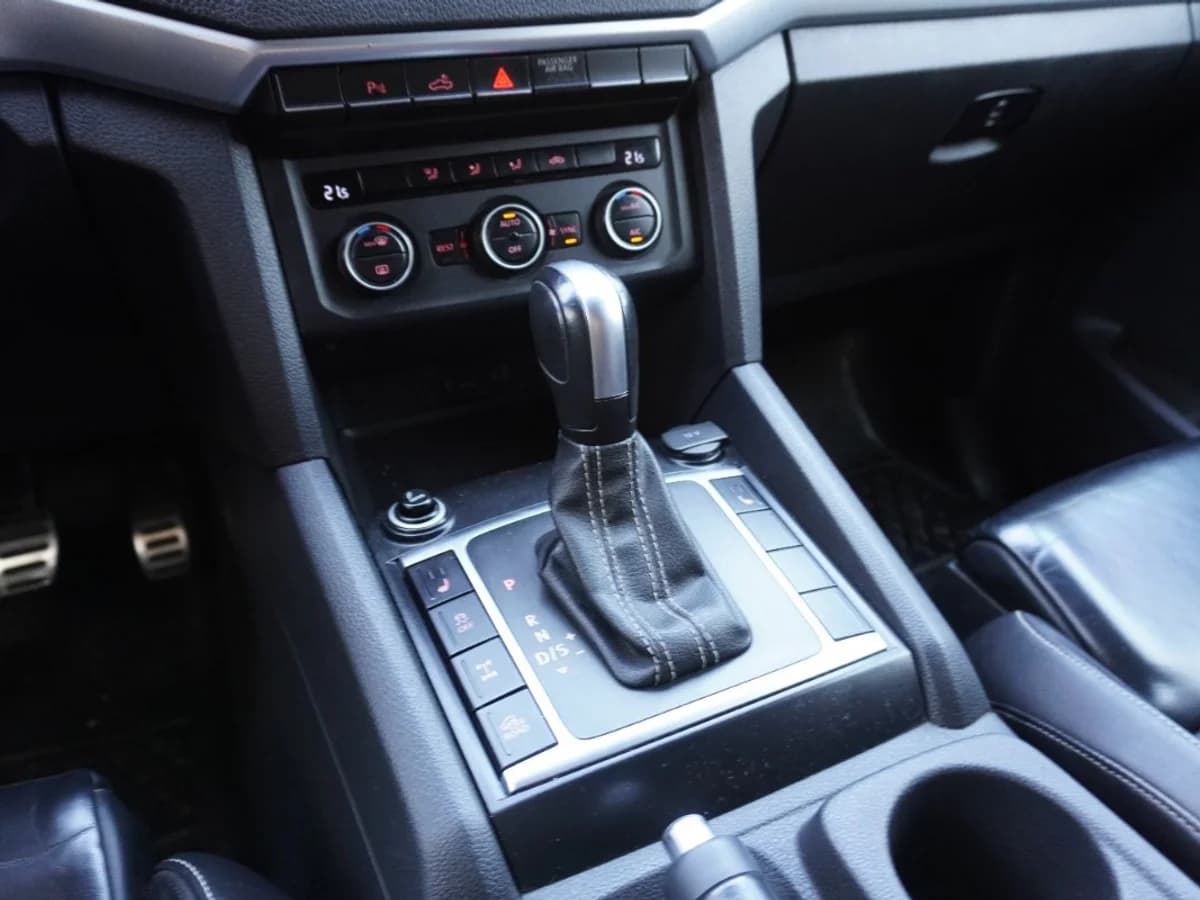 Volkswagen Amarok 3.0 V6 4Motion Año 2022 - Imagen 27