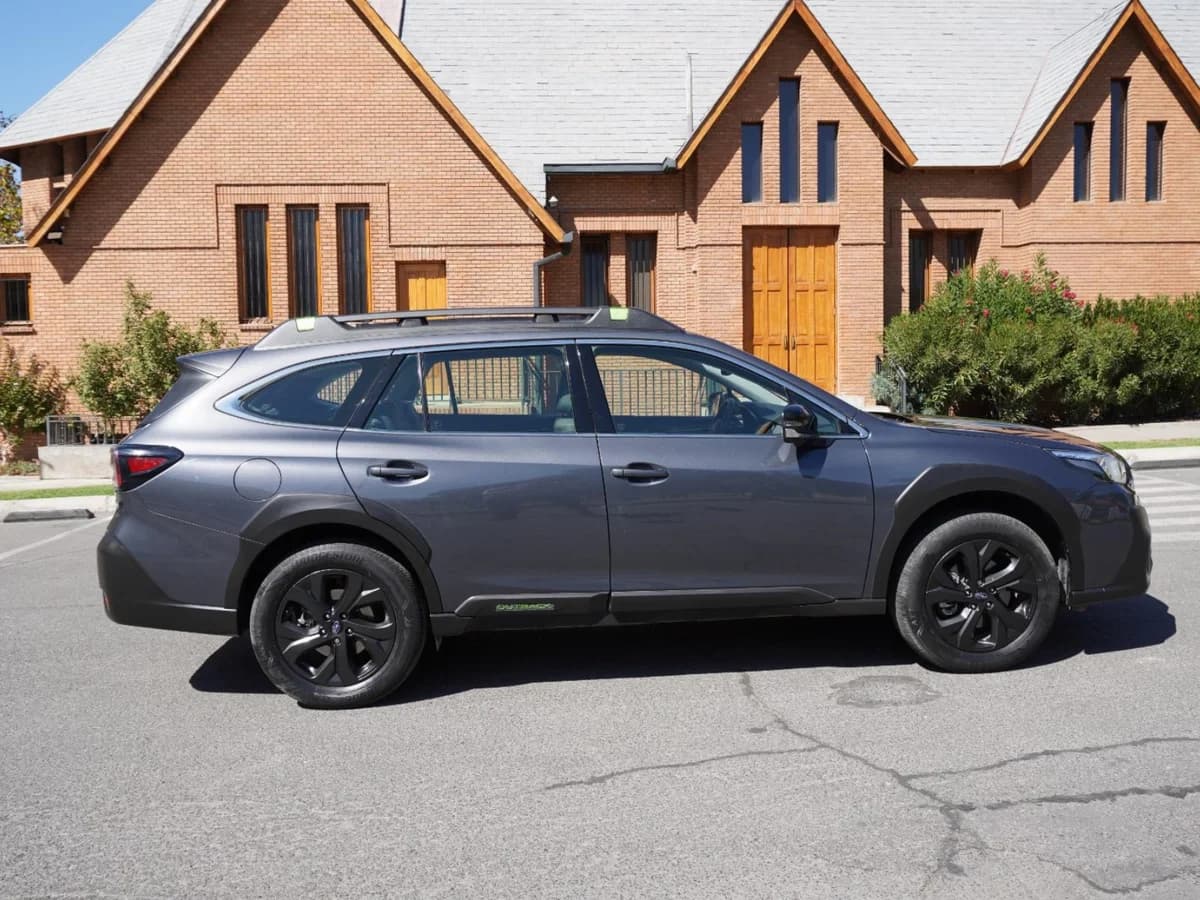 Subaru Outback Field Edition 2.5 Año 2022 - Imagen 4