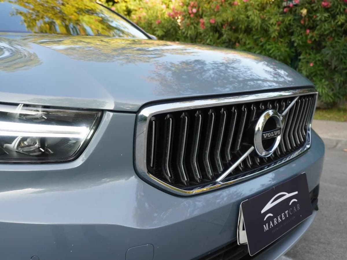 Volvo XC40 T4 Inscription. Año 2022 - Imagen 11