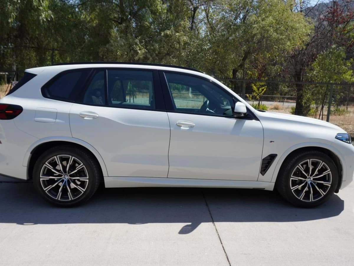 BMW X5 XDrive 40 M Sport 2024 UNICO DUEÑO - Imagen 4