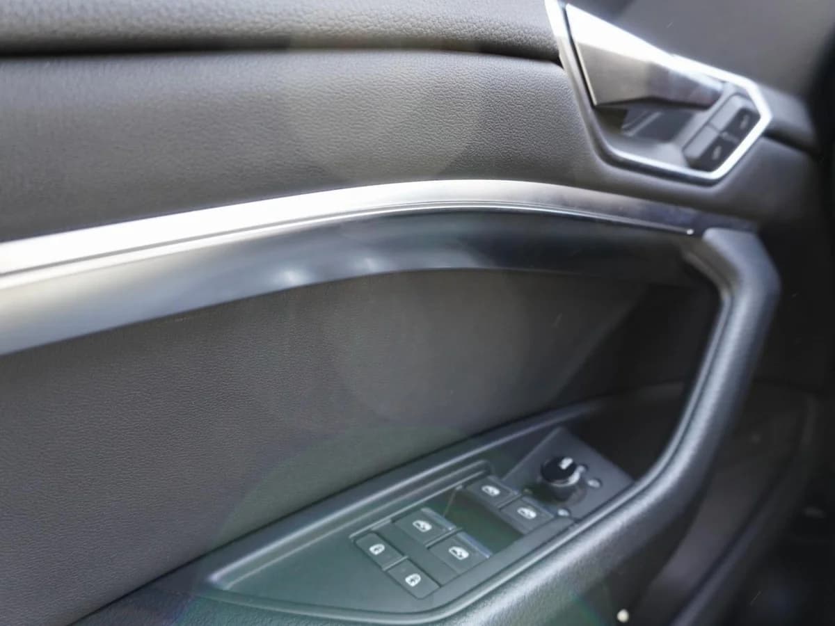 AUDI e-Tton Sportback 55 Quattro Año 2022 - Imagen 26