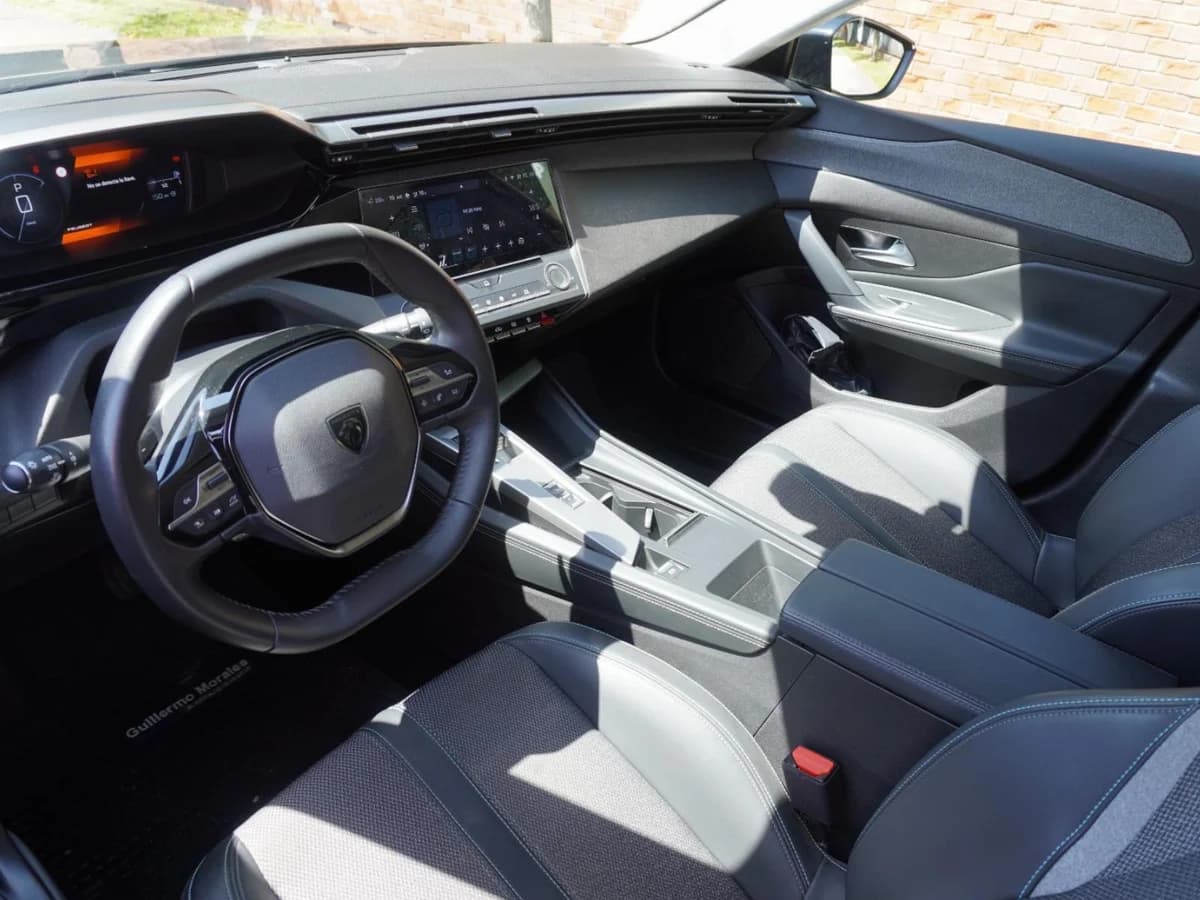 PEUGEOT 308 Allure Pack 1.5 2025 UNICO DUENO - Imagen 16