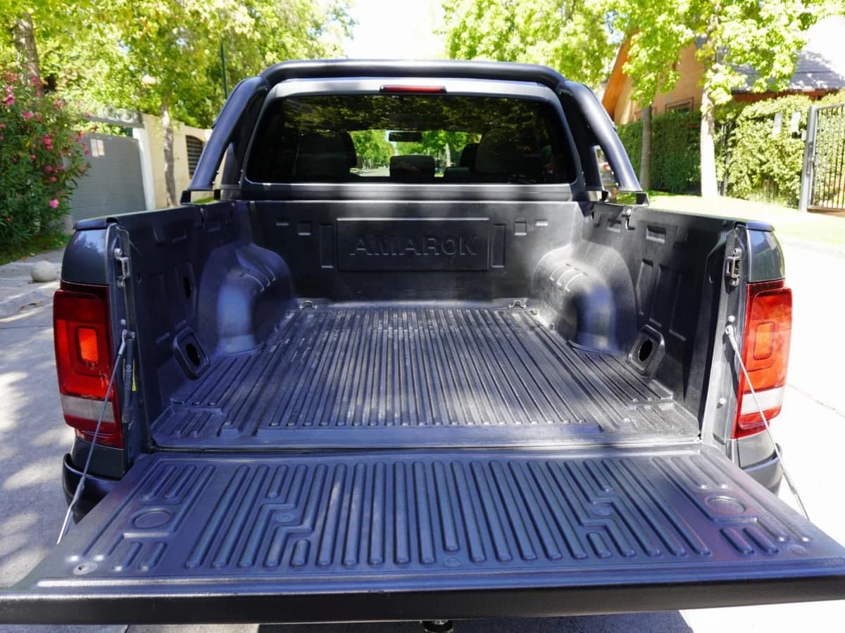 Volkswagen Amarok Black Label Año 2020 - Imagen 18