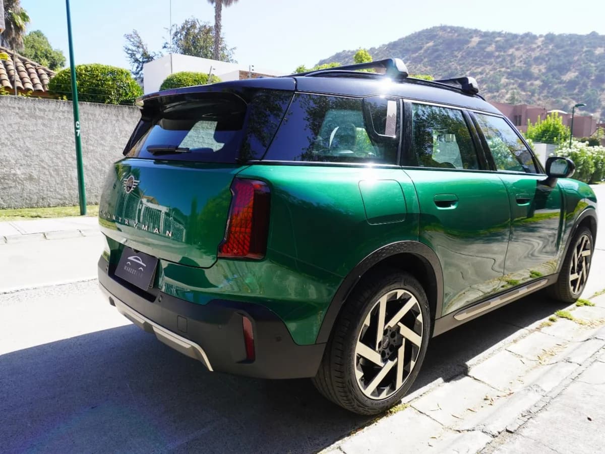 MINI Countryman Favoured Año 2025 - Imagen 6