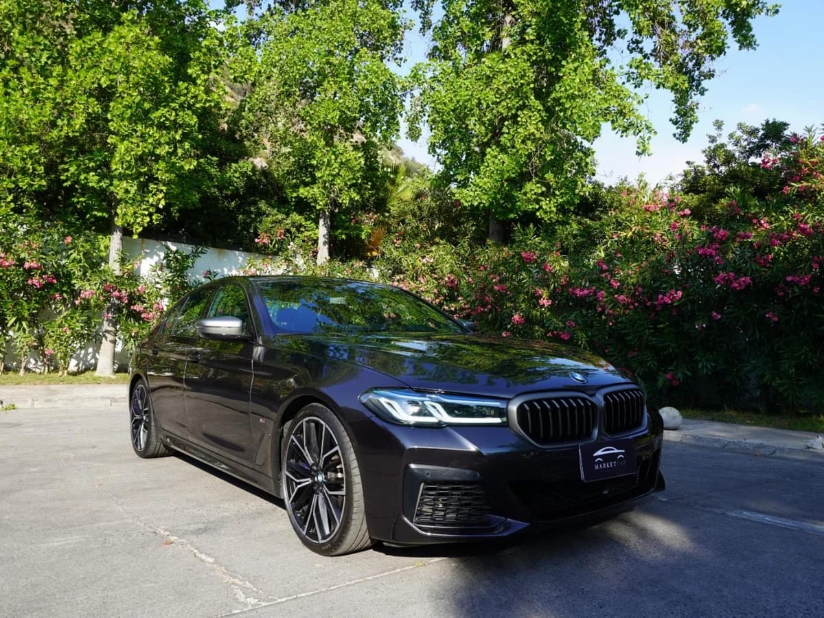BMW 550 X Drive M Sport 2023 UNICO DUENO - Imagen 3