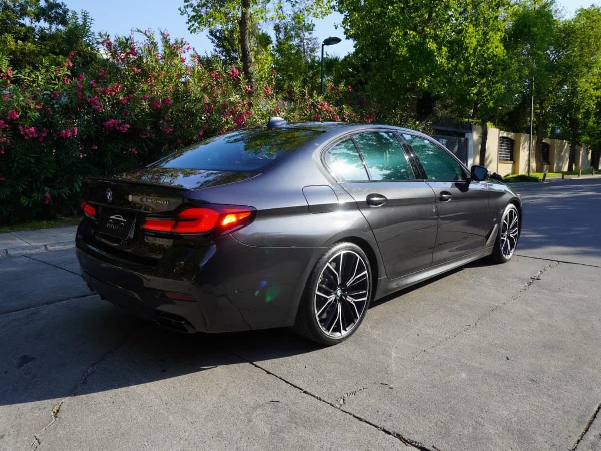 BMW 550 X Drive M Sport 2023 UNICO DUENO - Imagen 5