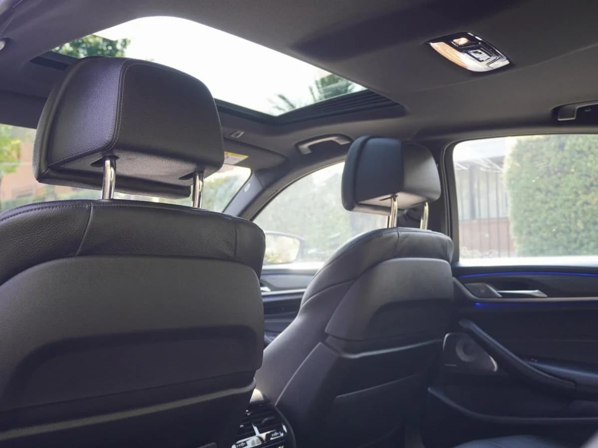 BMW 550 X Drive M Sport 2023 UNICO DUENO - Imagen 17