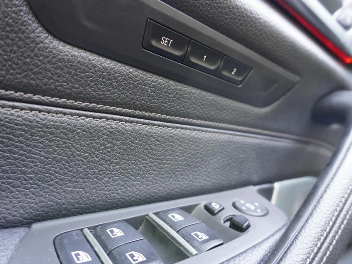 BMW 550 X Drive M Sport 2023 UNICO DUENO - Imagen 20