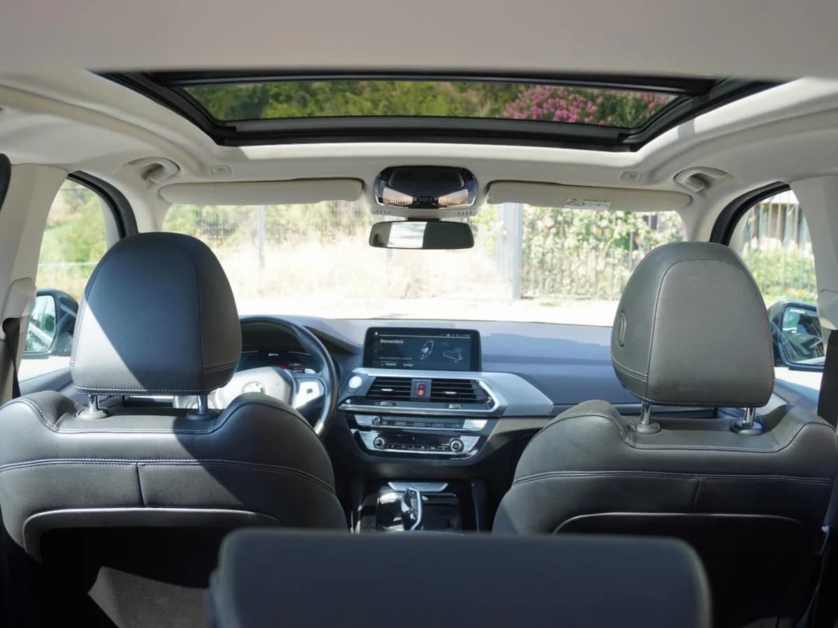 BMW X3 XDrive 30e M Sport 2022 Único dueño - Imagen 12