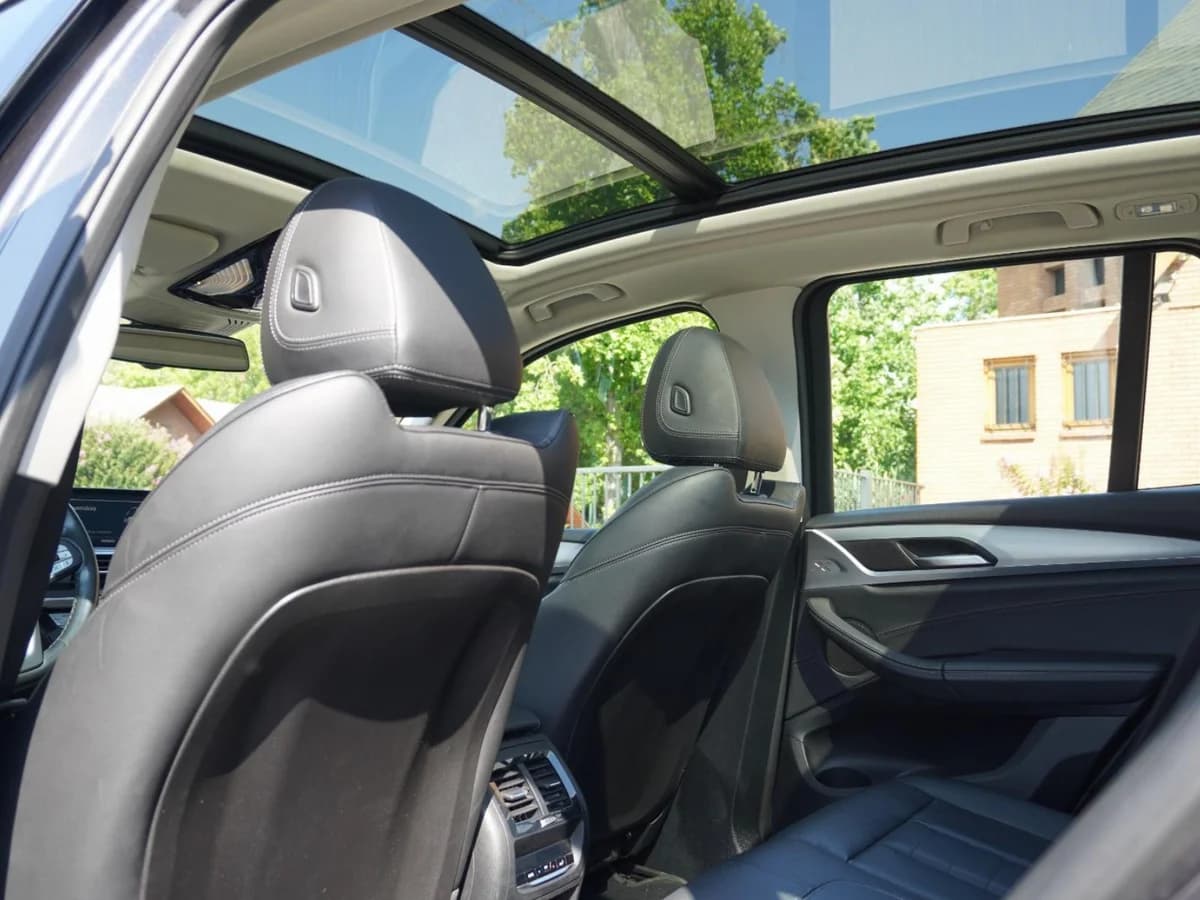 BMW X3 XDrive 30e M Sport 2022 Único dueño - Imagen 15