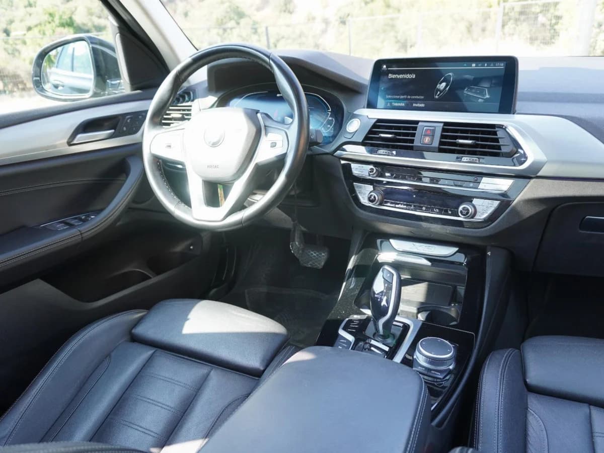 BMW X3 XDrive 30e M Sport 2022 Único dueño - Imagen 19