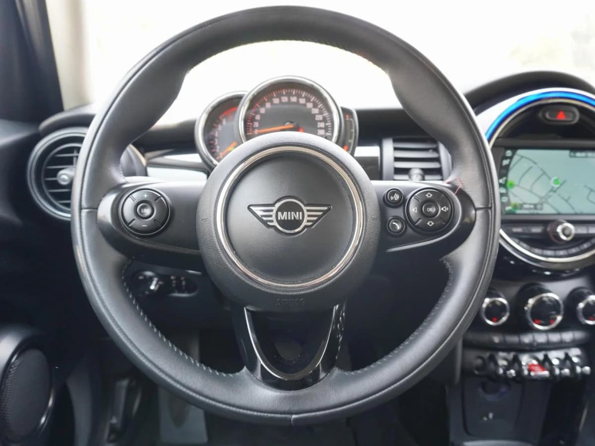 MINI Cooper Pepper Año 2021 - Imagen 18