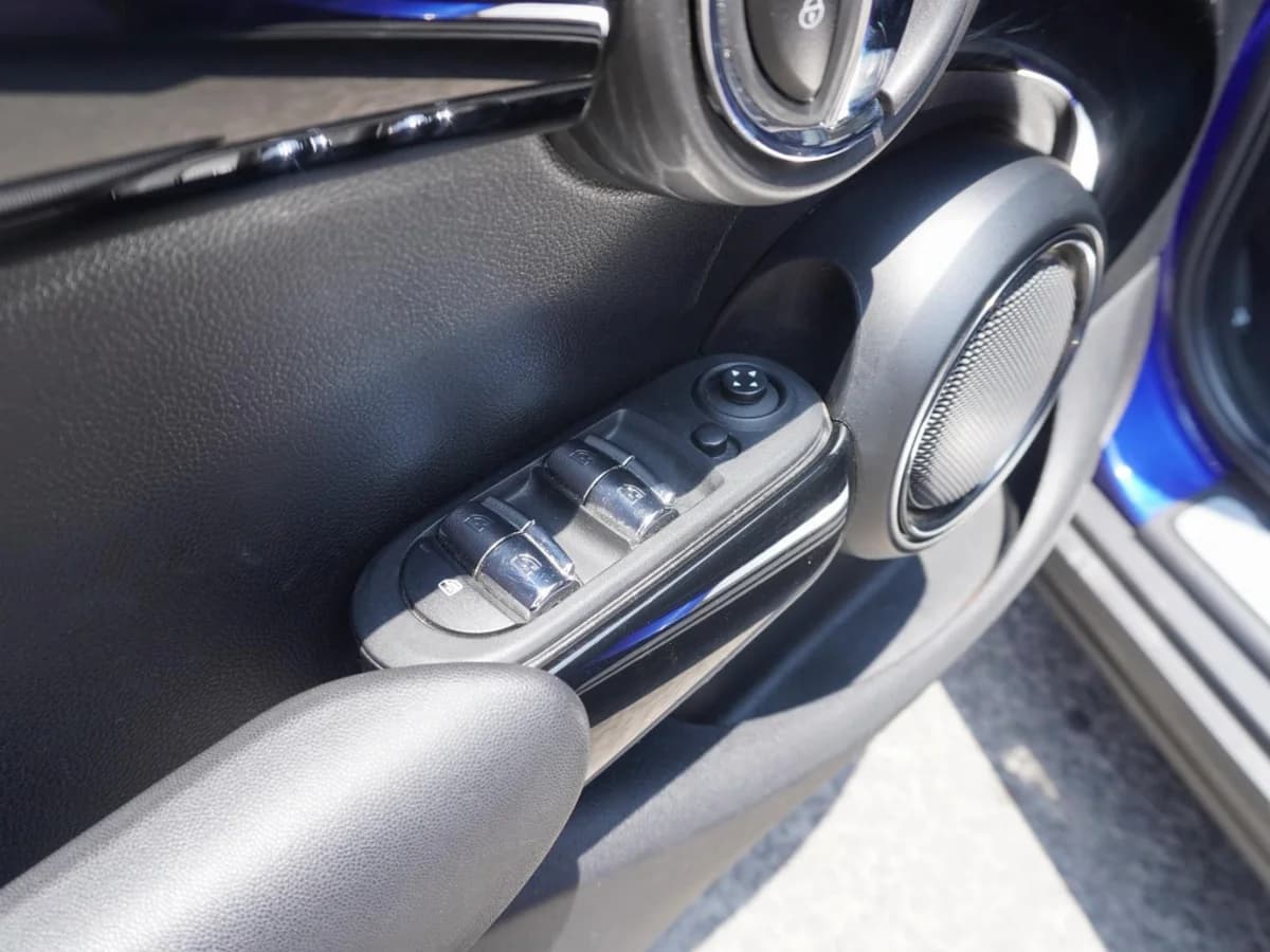 MINI Cooper Pepper Año 2021 - Imagen 26