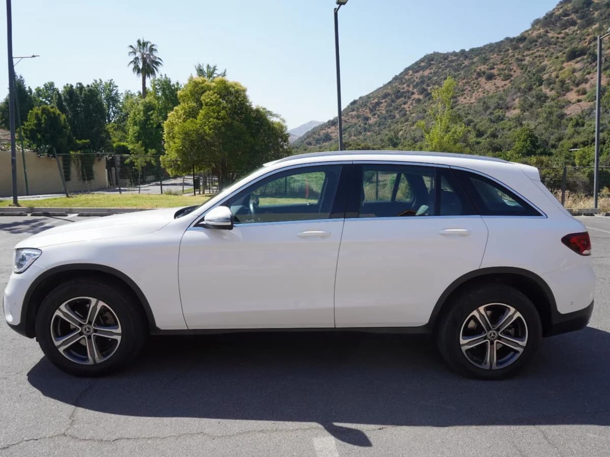 MERCEDES-BENZ GLC 220D 4Matic 2021 - Imagen 9