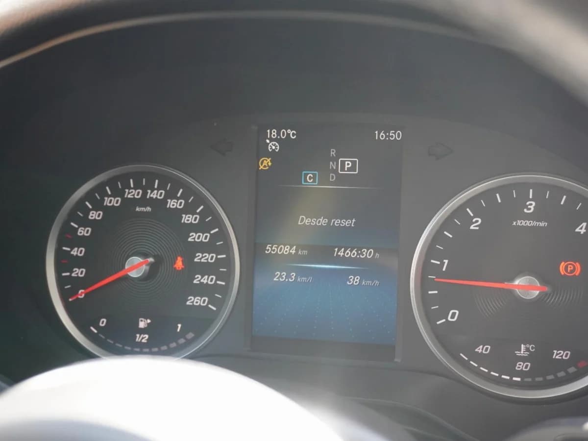 MERCEDES-BENZ GLC 220D 4Matic 2021 - Imagen 21