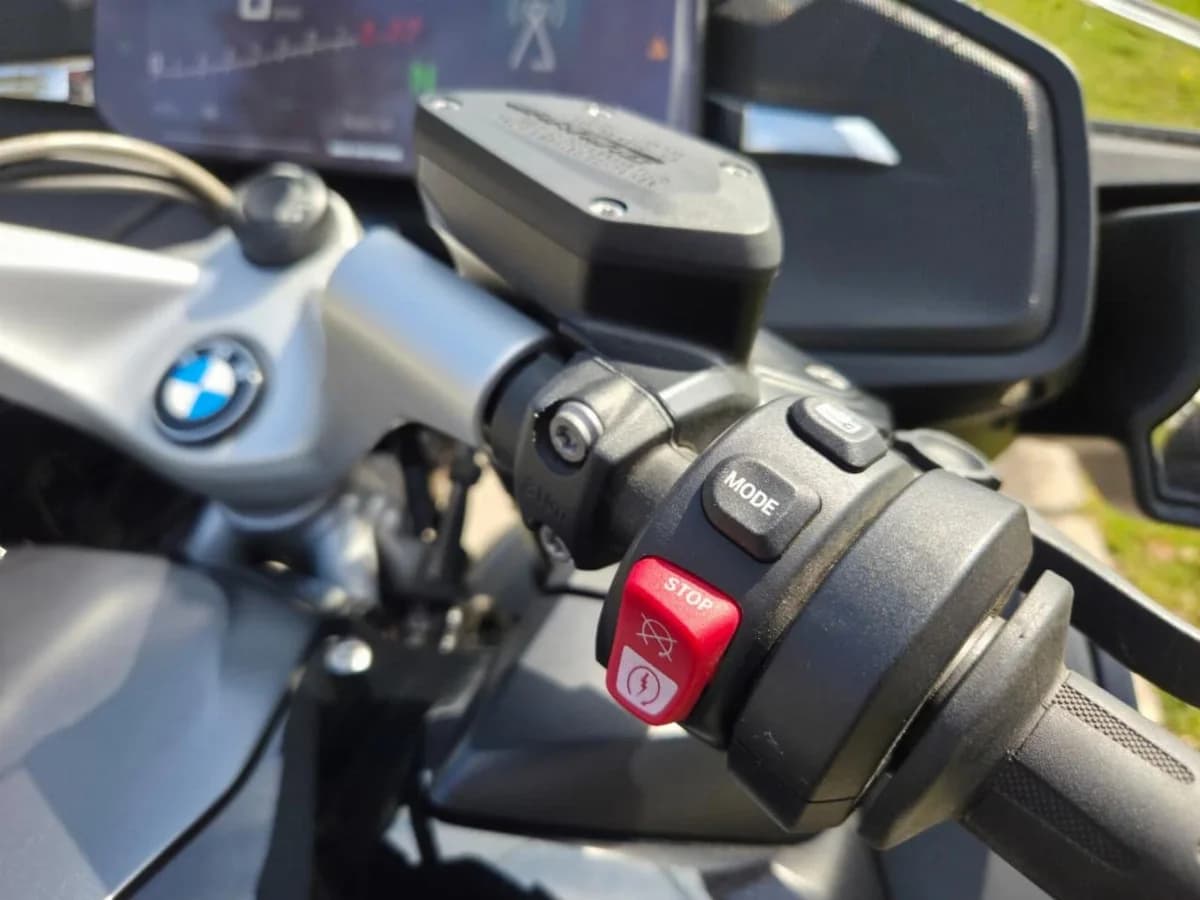 BMW R 1250 RT Full Equipo. 2024 NUEVA, CERO KM - Imagen 12