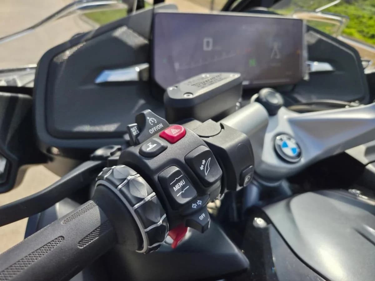 BMW R 1250 RT Full Equipo. 2024 NUEVA, CERO KM - Imagen 14