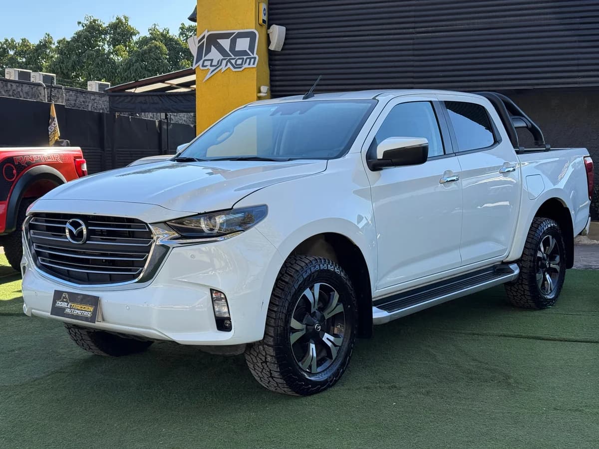 Mazda BT-50 High 2023 - Imagen 3