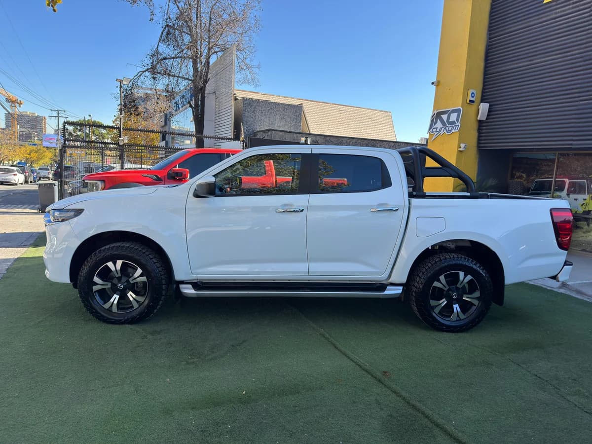 Mazda BT-50 High 2023 - Imagen 4