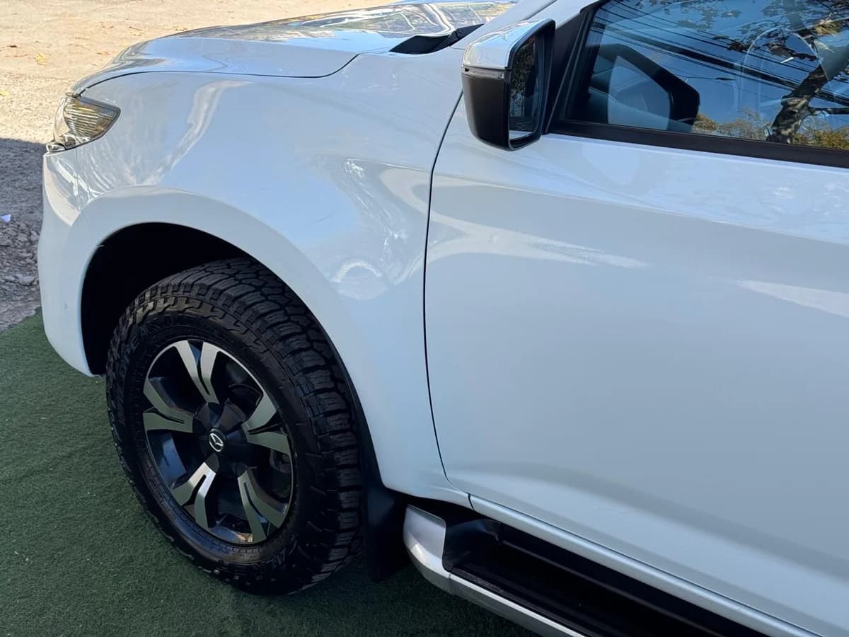 Mazda BT-50 High 2023 - Imagen 12