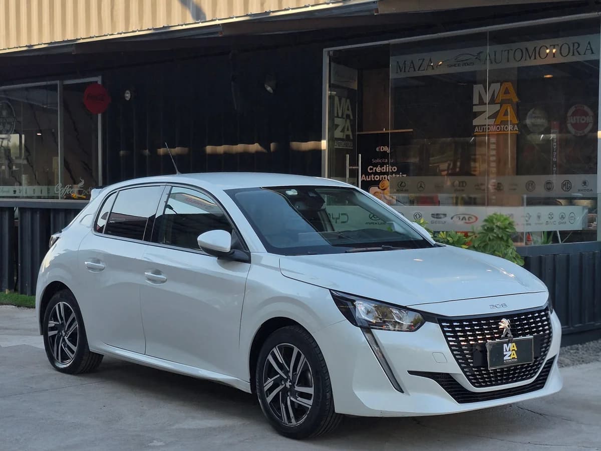 Peugeot 208 - Imagen 1