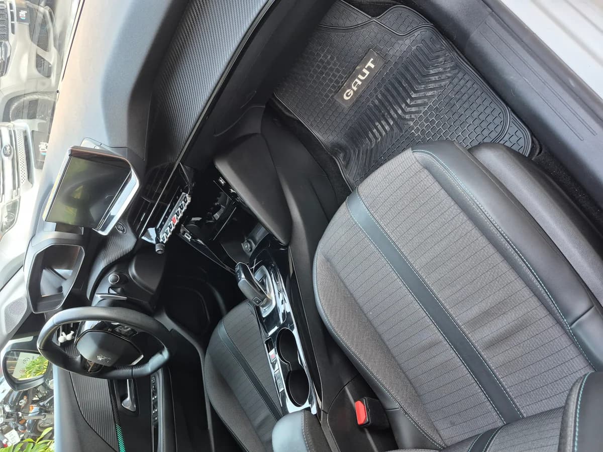 Peugeot 208 - Imagen 7
