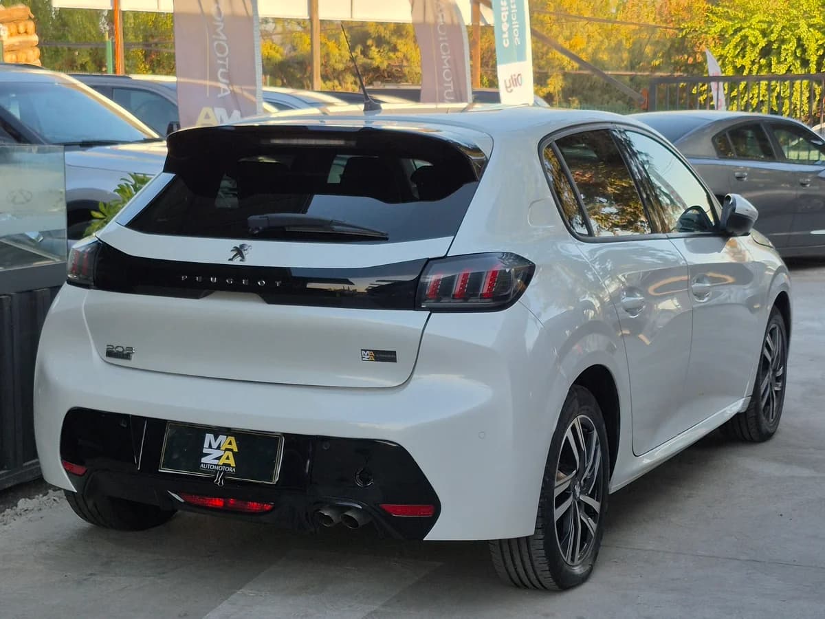 Peugeot 208 - Imagen 12