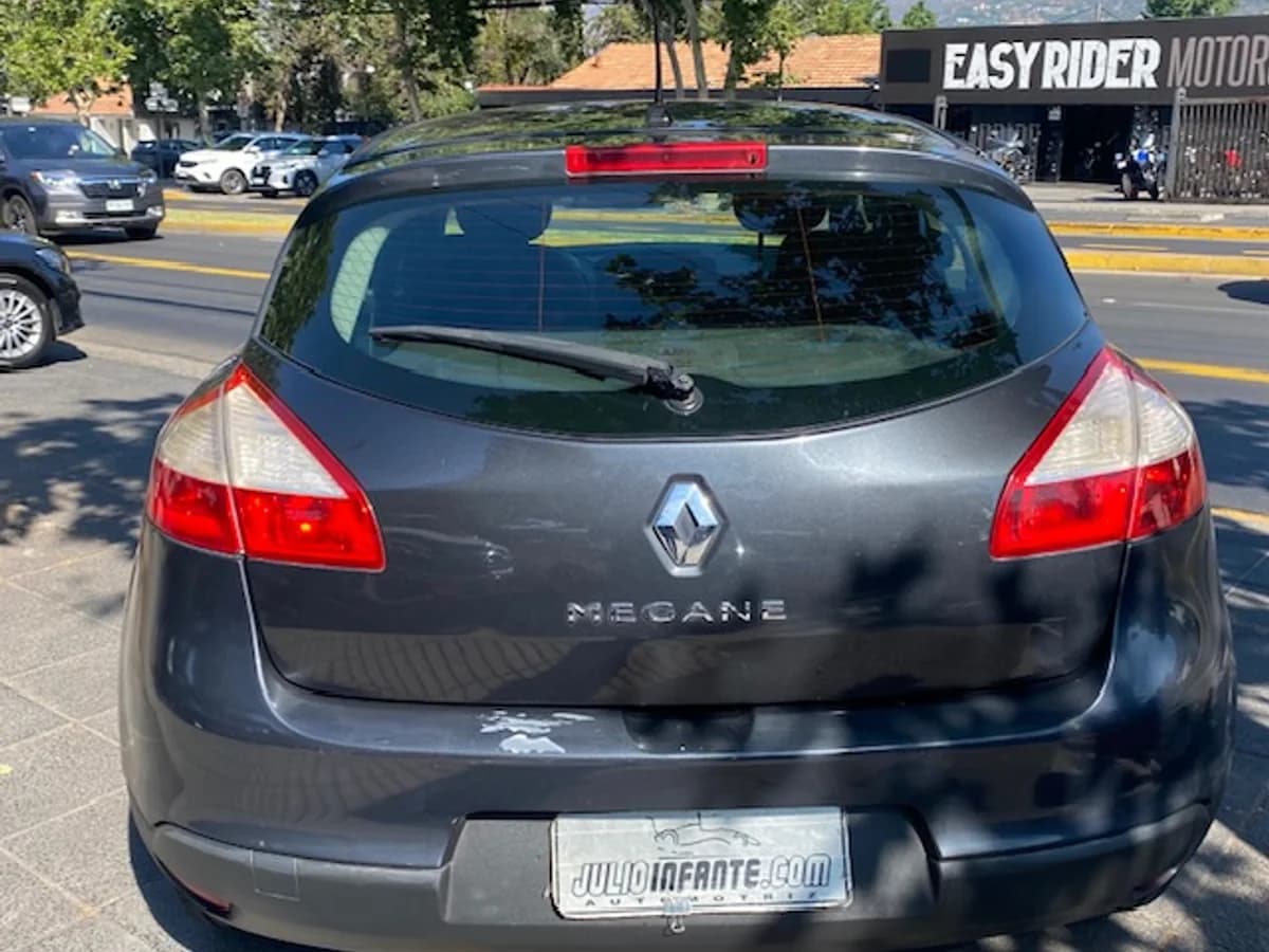RENAULT MEGANE III DYNAMIQUE 2.0 2011 - Imagen 4