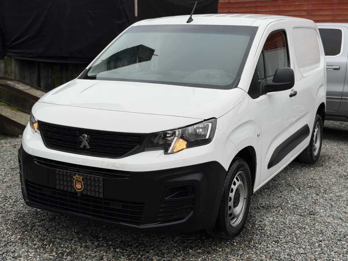 PARTNER 1.6 DIESEL 2022 DUEÑO PARTICULAR - Imagen 2