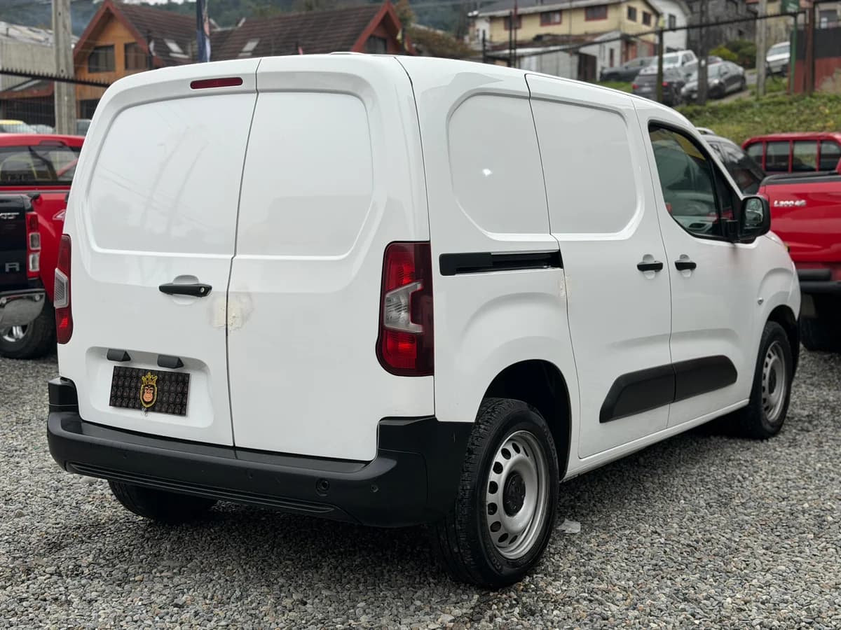PARTNER 1.6 DIESEL 2022 DUEÑO PARTICULAR - Imagen 8