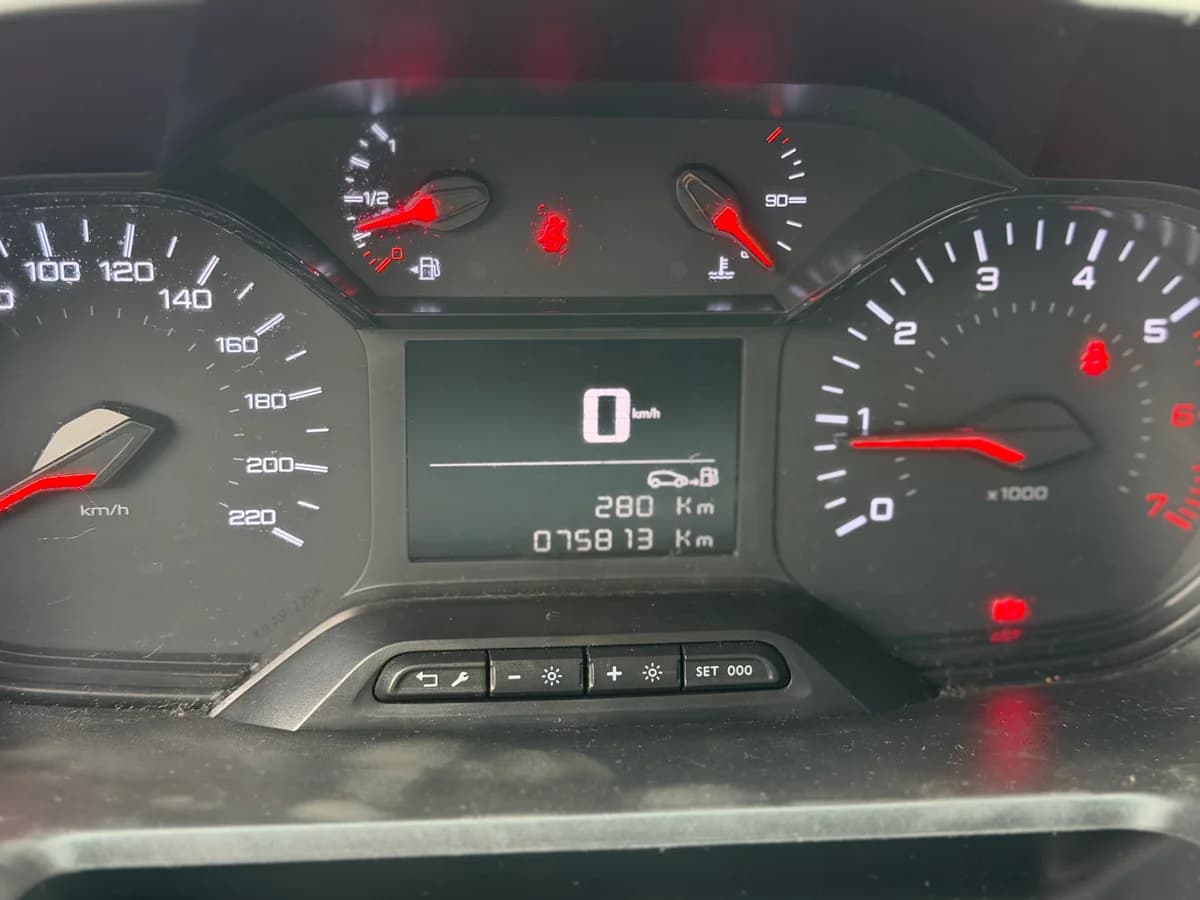PARTNER 1.6 DIESEL 2022 DUEÑO PARTICULAR - Imagen 9