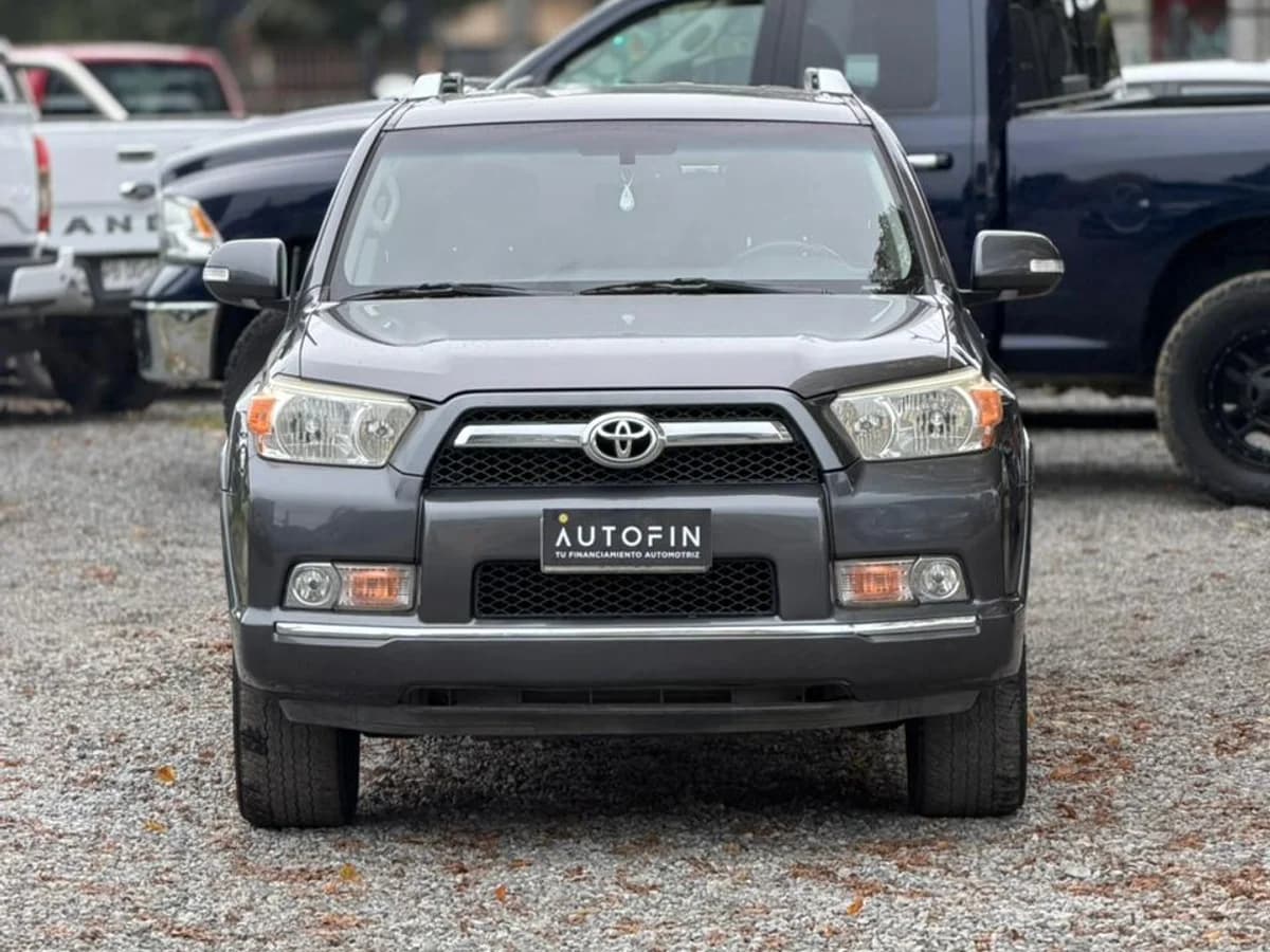 TOYOTA 4RUNNER LIMITED AT 4.0 2011 4x2 - Imagen 3