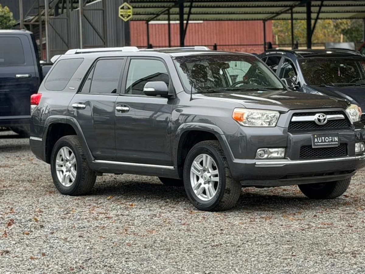 TOYOTA 4RUNNER LIMITED AT 4.0 2011 4x2 - Imagen 13
