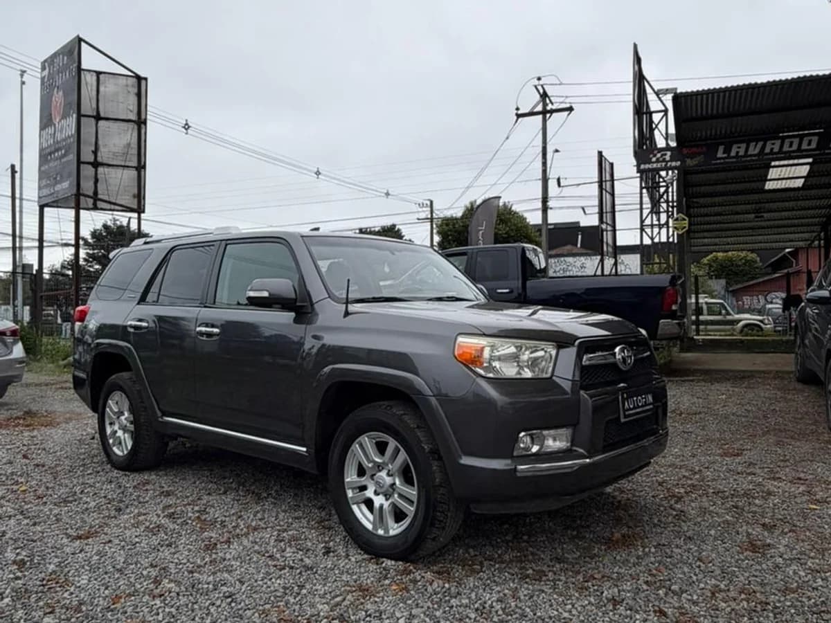 TOYOTA 4RUNNER LIMITED AT 4.0 2011 4x2 - Imagen 14