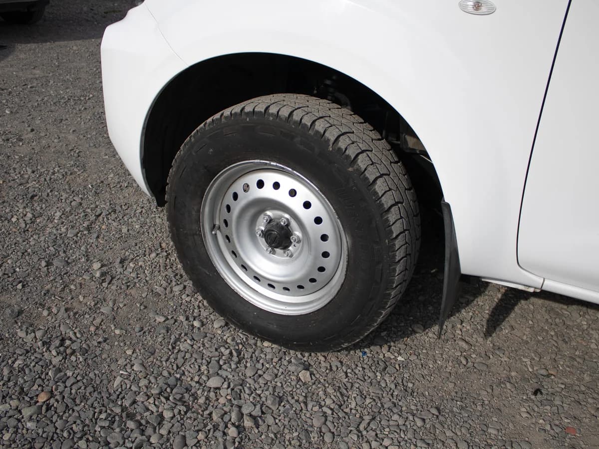 Nissan Navara SE 4x2 2023 - Imagen 4