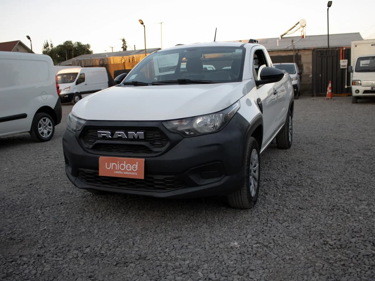 Ram 700 SLT 2024 - Imagen 8