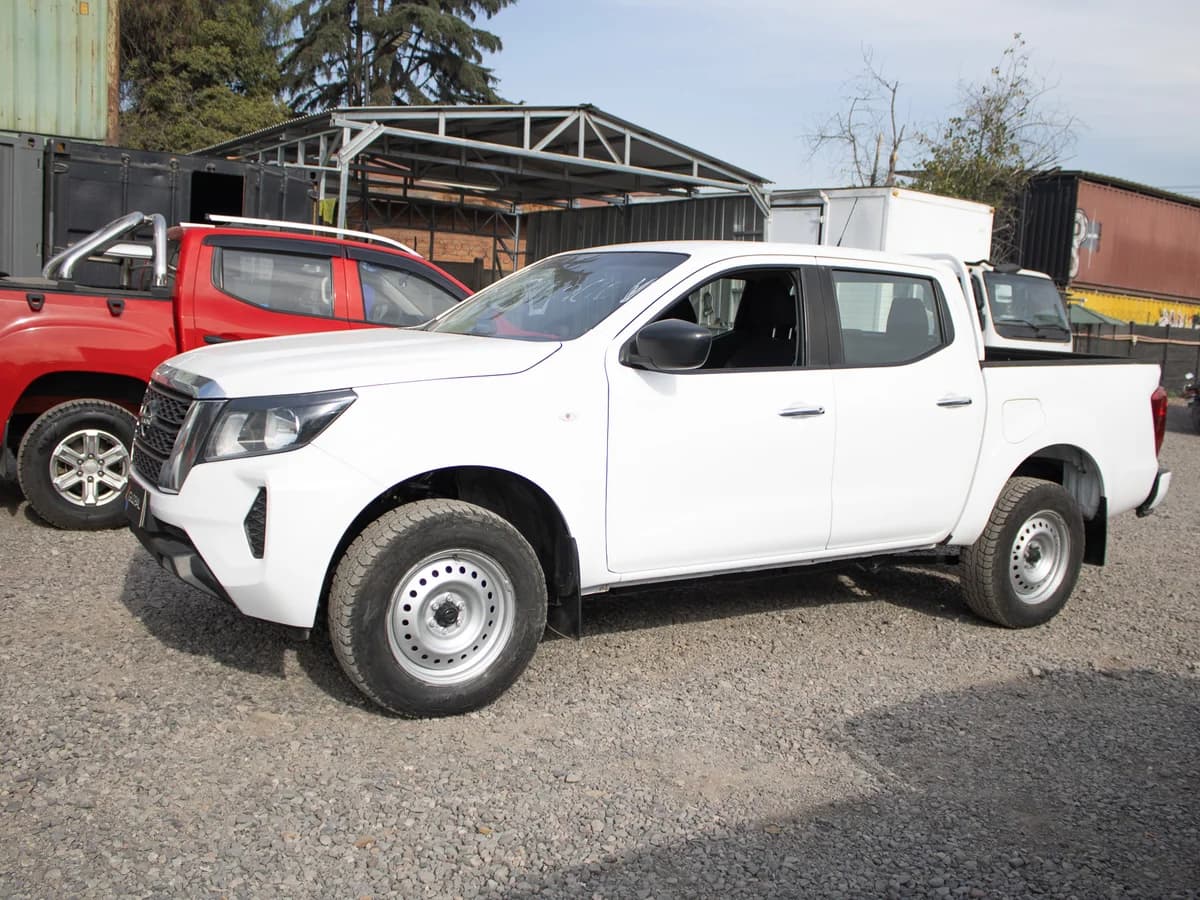 Nissan Navara SE 4x2 2023 - Imagen 4