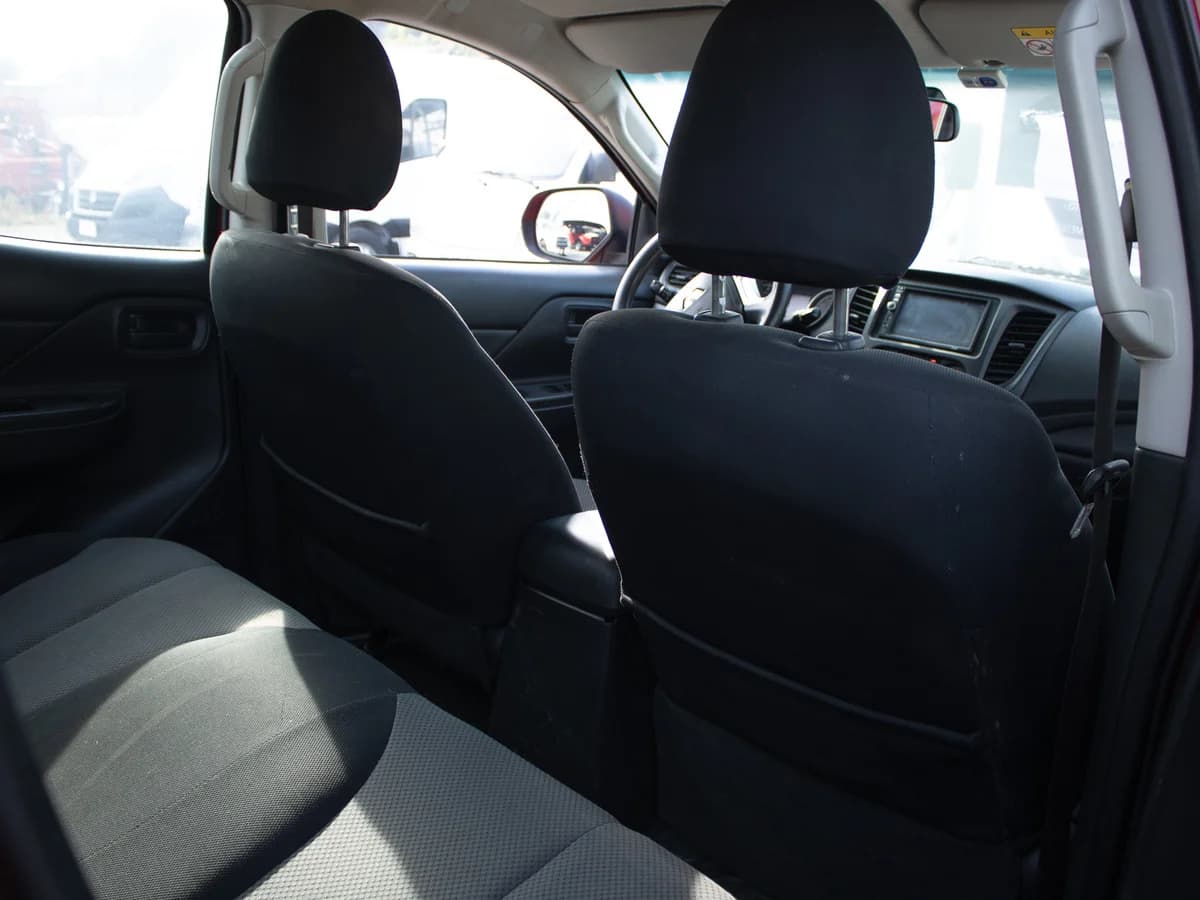 MITSUBISHI L200 4x4 2022 - Imagen 8