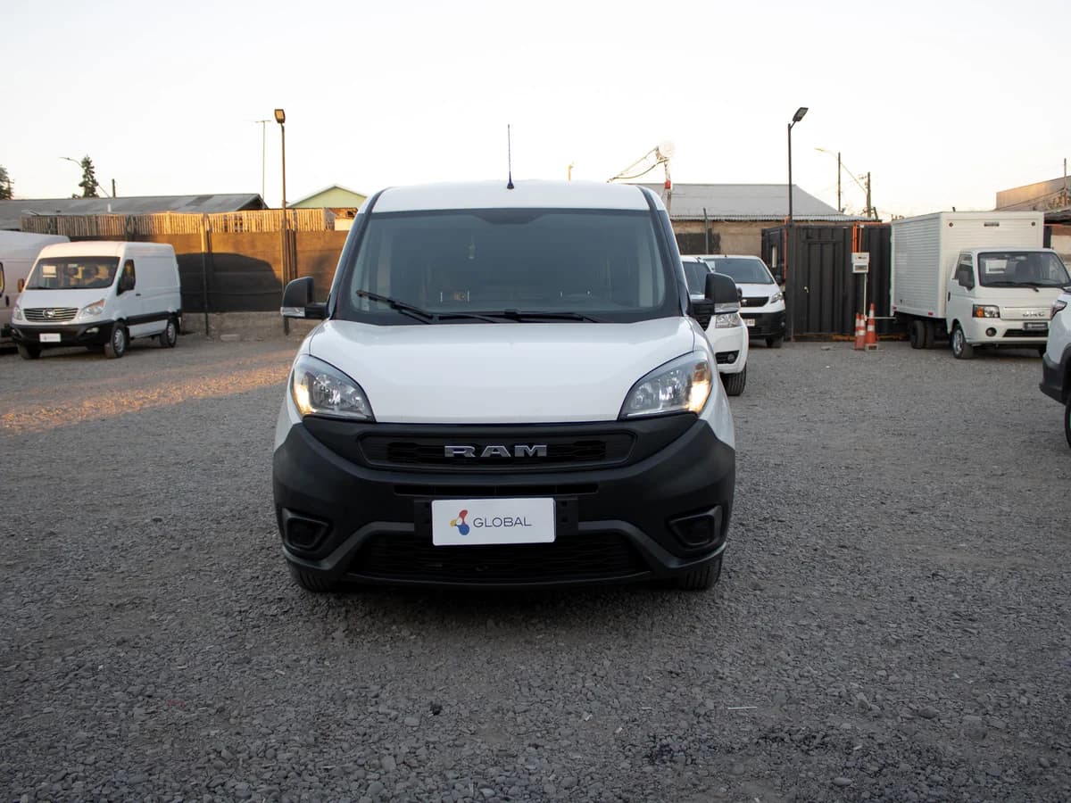 Ram Van 1000 2022 - Imagen 3