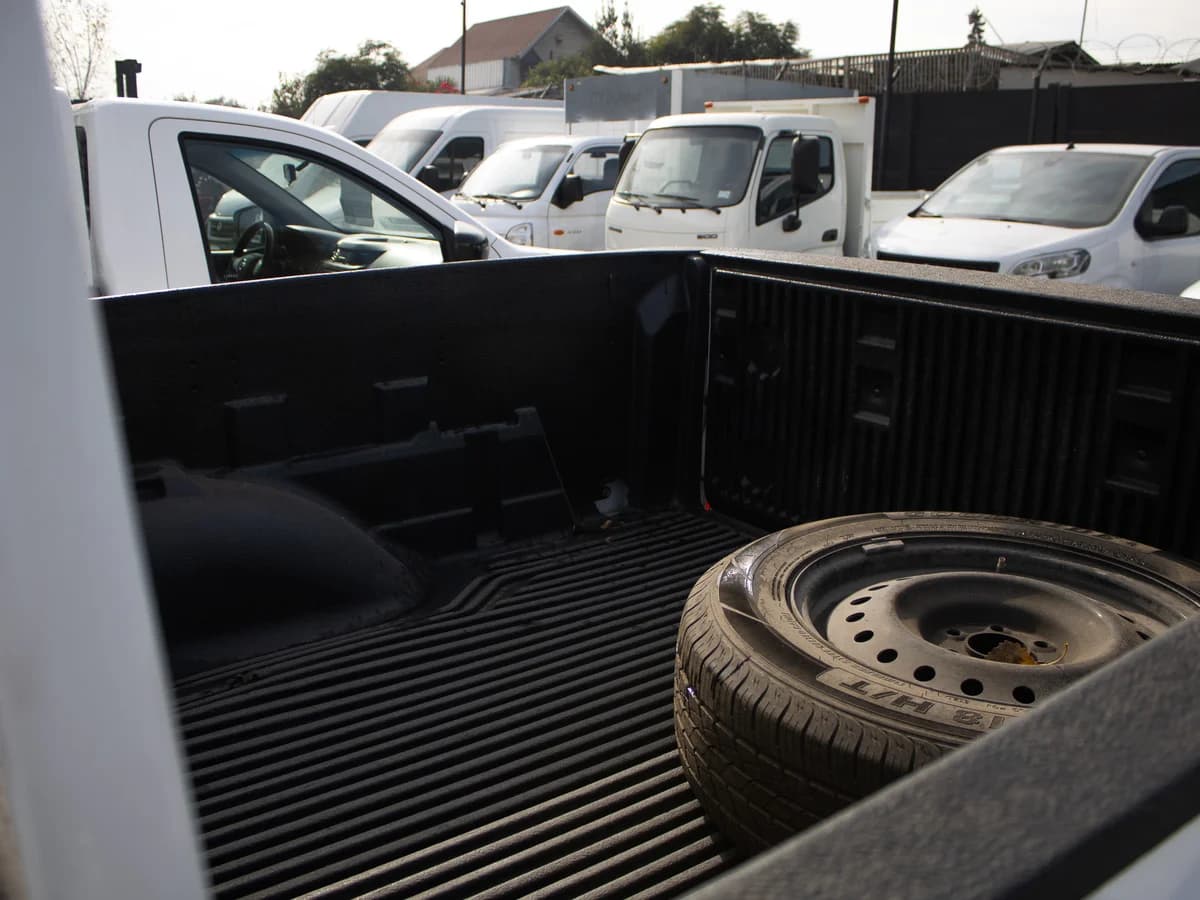 NISSAN Navara 4x2 2023 - Imagen 7
