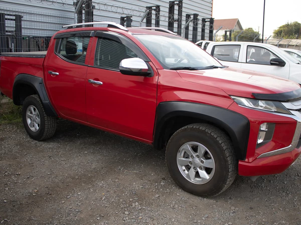 Mitsubishi L200 4x4 2022 - Imagen 5