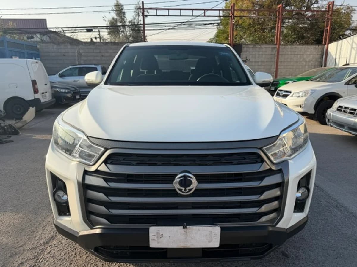 2024 SsangYong Grand Musso 2.2D GLX 4WD - Imagen 2