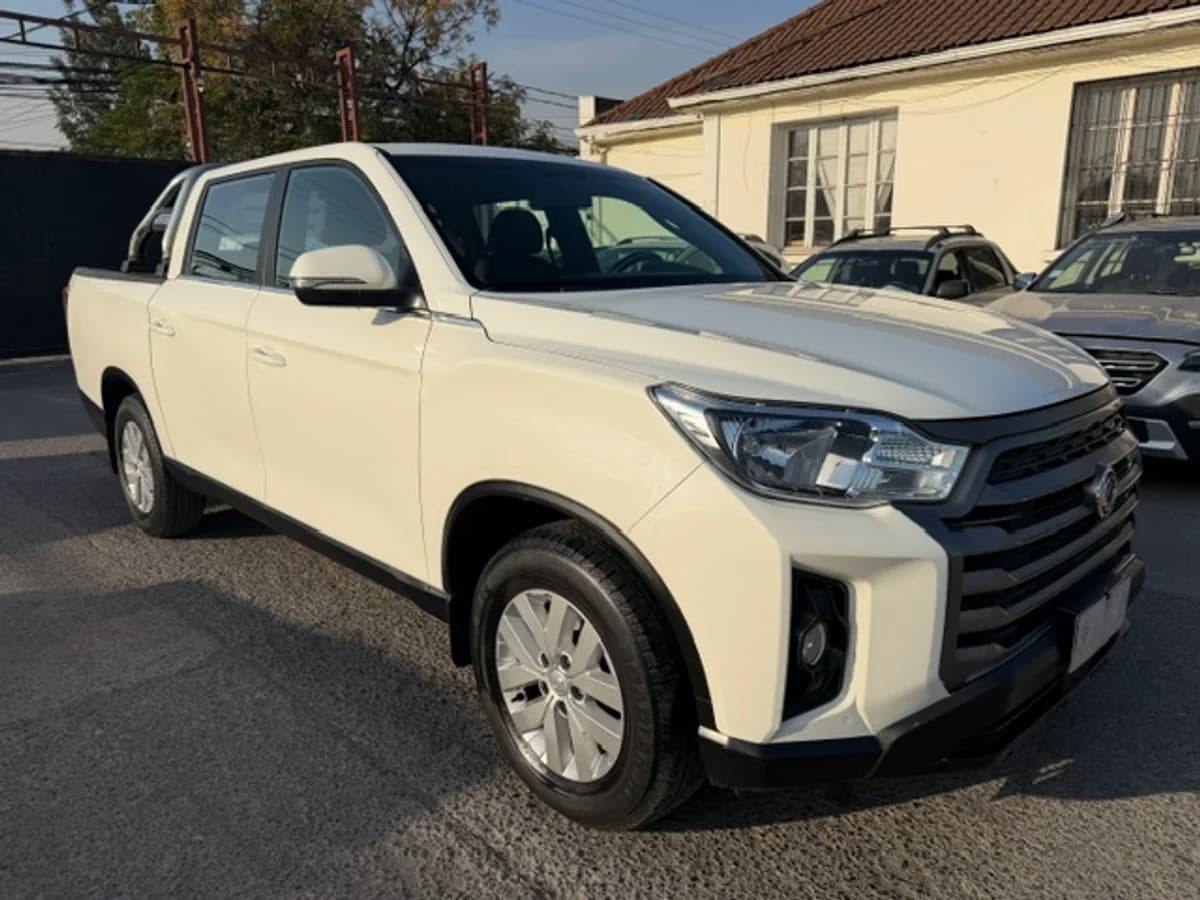 2024 SsangYong Grand Musso 2.2D GLX 4WD - Imagen 3