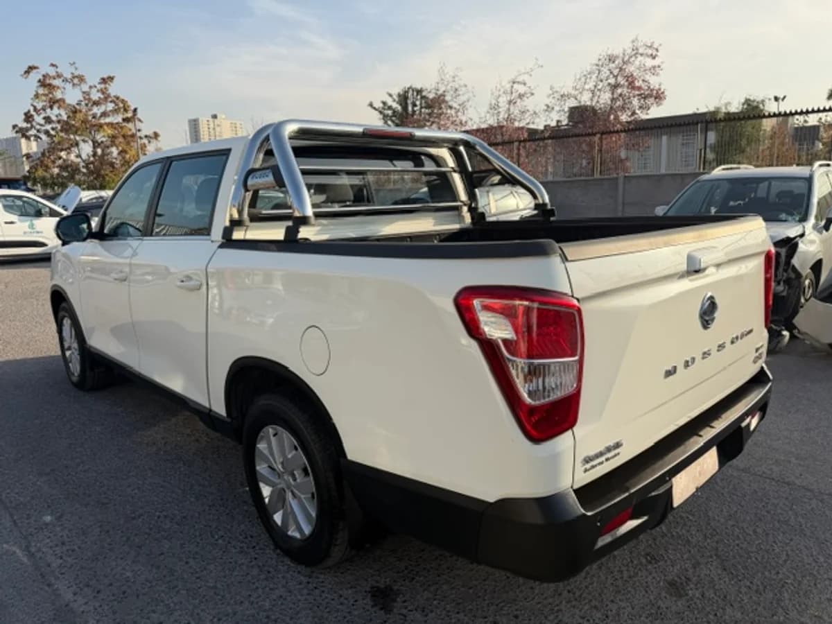 SSANGYONG Musso 2.2 GRAND GLX TD DIESEL 4WD MT6 4P 2024 - Imagen 6